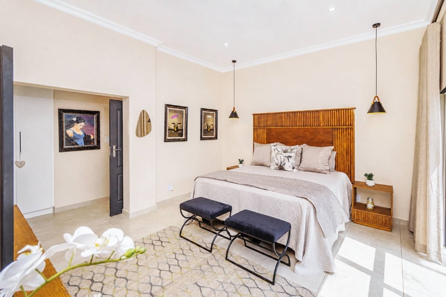 4 Bedroom Property for Sale in Meerhof North West